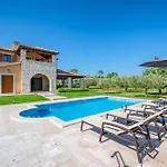 Oliveta Holiday home