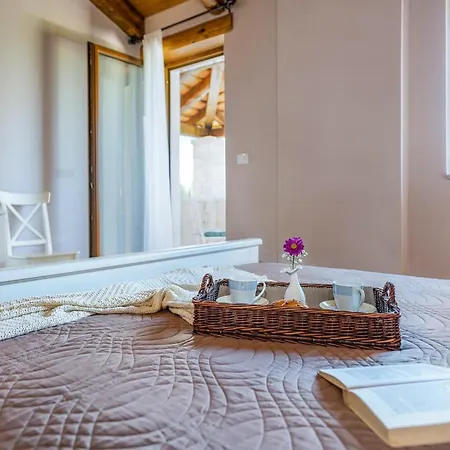 Holiday home Oliveta *