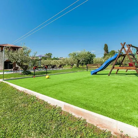 Oliveta Ferienhaus Pula