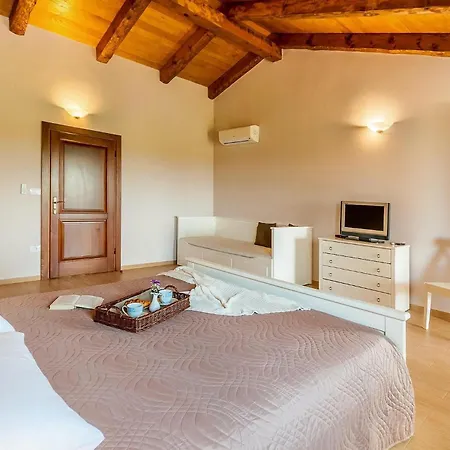 Oliveta Holiday home *