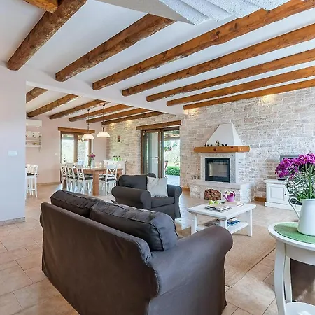 Oliveta Tatil Evi Pula