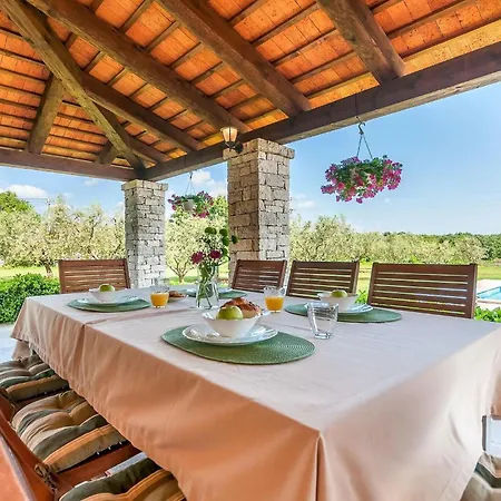 Oliveta Tatil Evi Pula