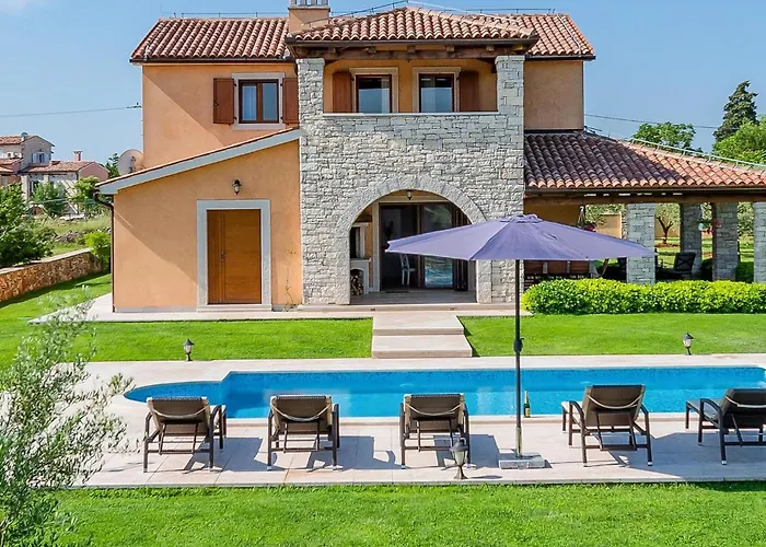 Holiday home Oliveta *