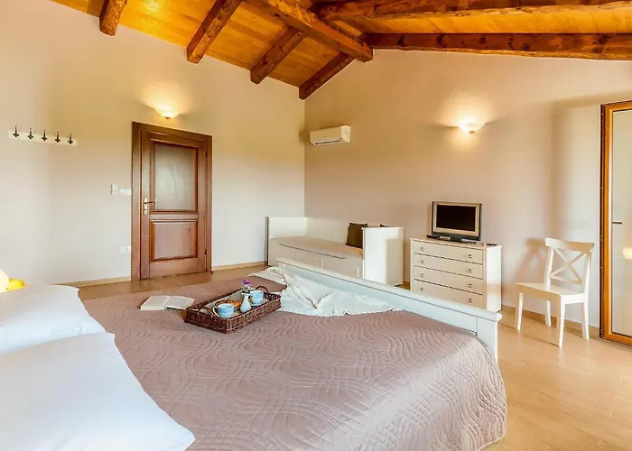 Oliveta Holiday home *